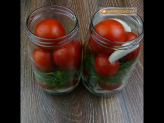 pickled tomatoes